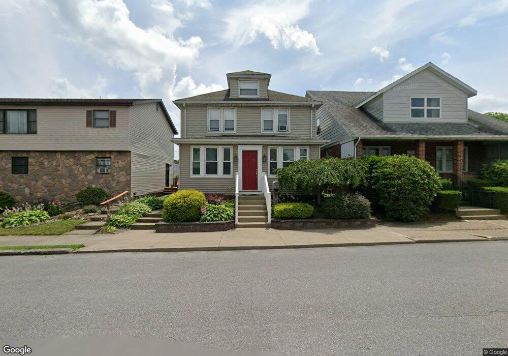 406 Carleton Ave, Hazleton, PA 18201 - photo 1