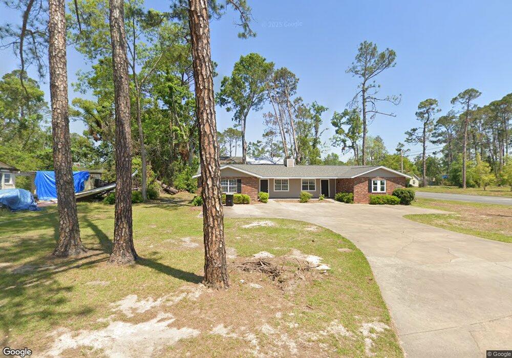 427 Walker St E, Douglas, GA 31533 - photo 1