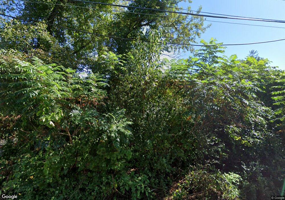 130 Bay View Dr, Jamestown, RI 02835 - photo 1