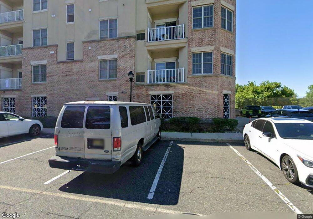 2103 Windsor Park Ct, Englewood, NJ 07631 - photo 1