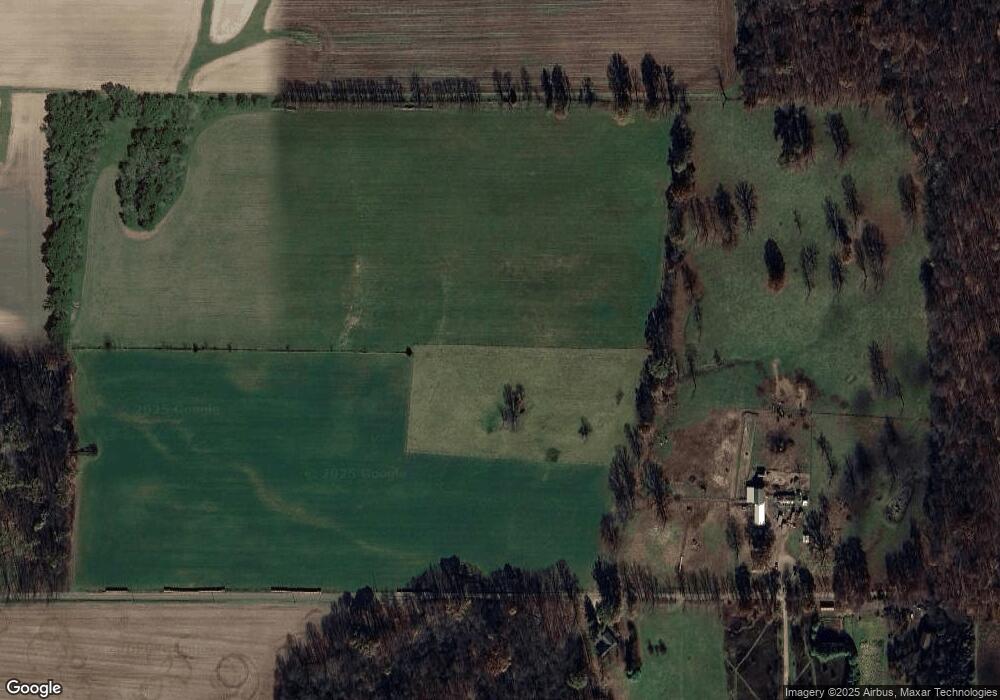 2124 W Stalter Rd, Covington, IN 47932 - photo 1