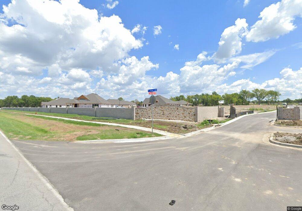 5816 W South Park St, Broken Arrow, OK 74011 - photo 1