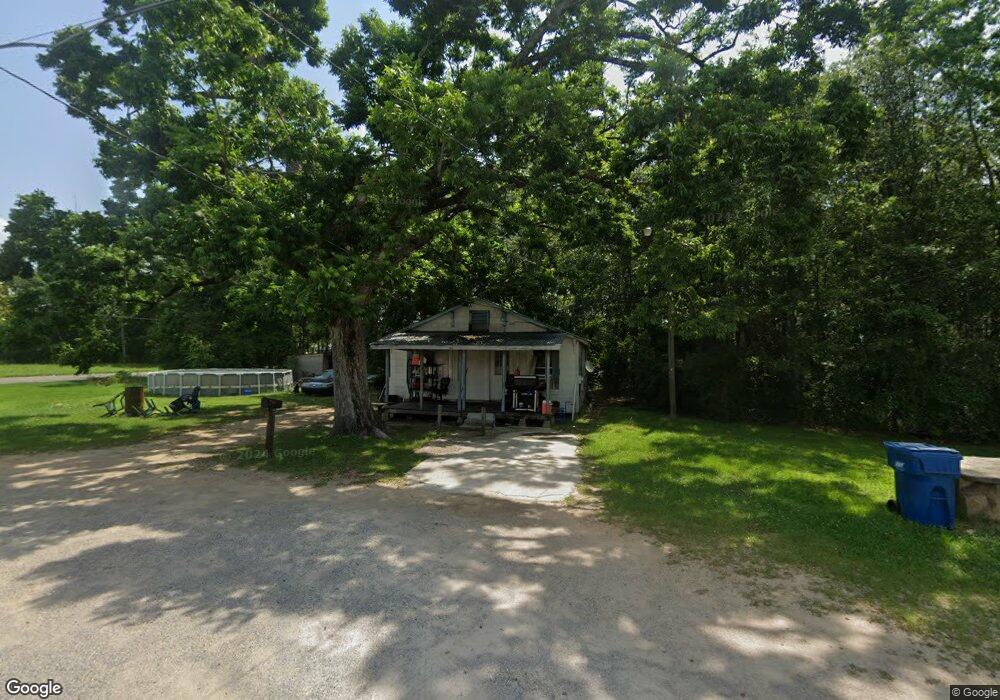 1664 Martin Luther King jr Dr, Atmore, AL 36502 - photo 1