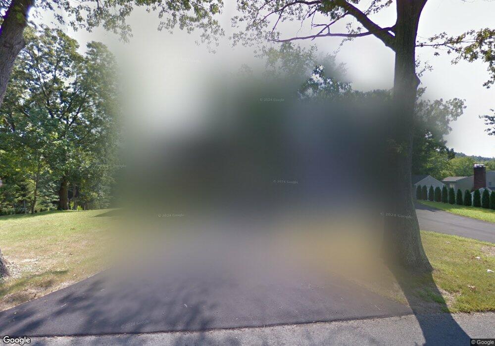 1001 Hoop Pole Rd, Guilford, CT 06437 - photo 1