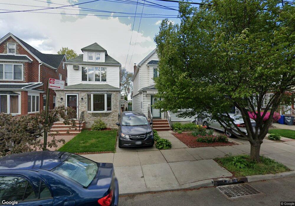 69-27 Manse St, Forest Hills, NY 11375 - photo 1