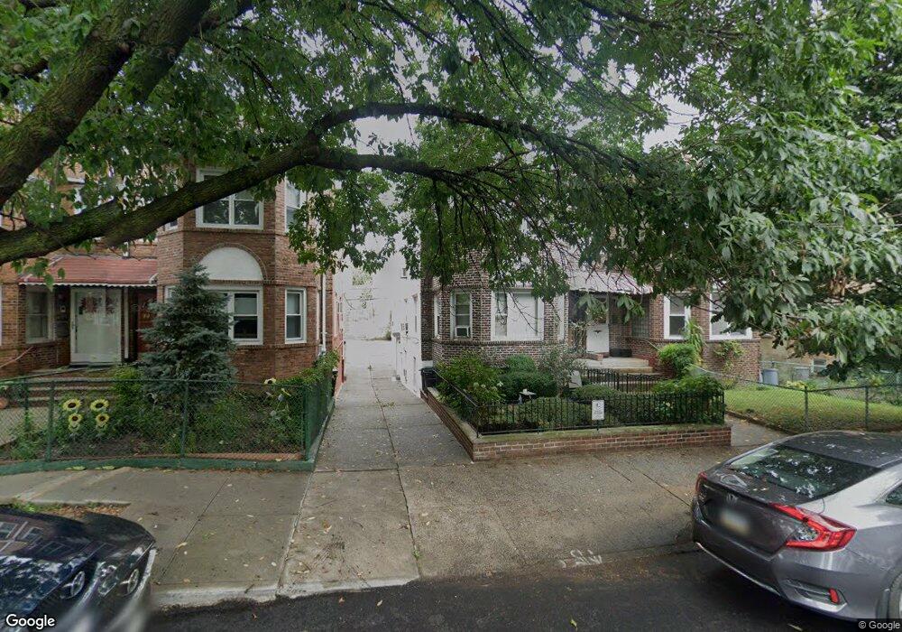 22 37 Th St unit NA, New York City, NY 11105 - photo 1