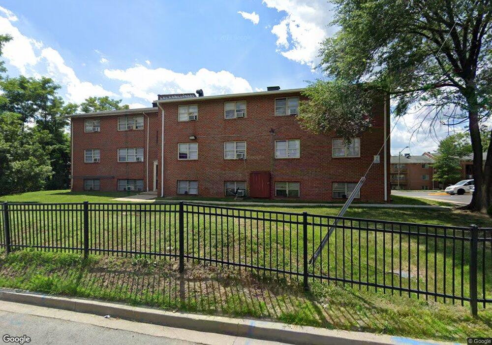 1604 N Hilton St, Baltimore, MD 21216 - photo 1