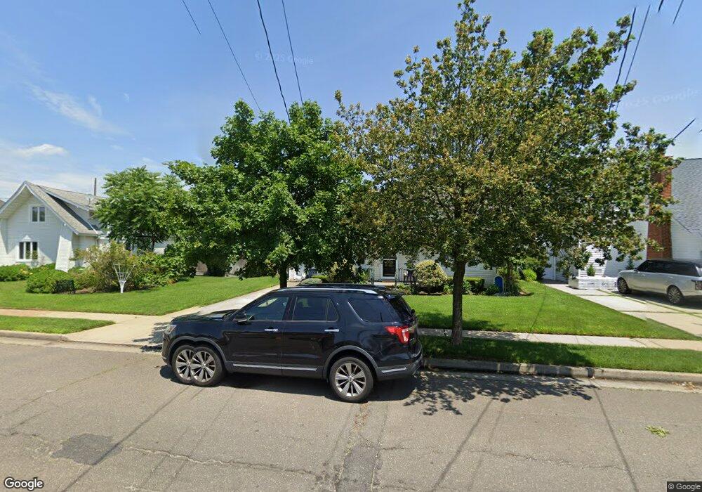 277 Bedell St, Freeport, NY 11520 - photo 1