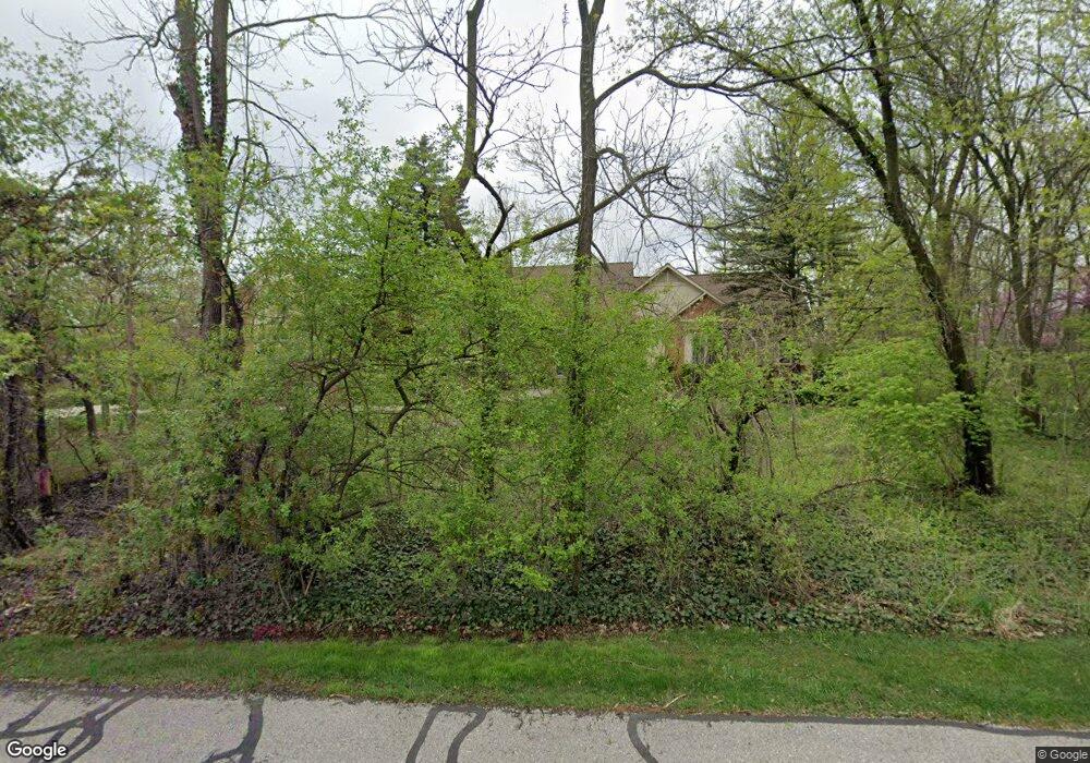 1011 Satterlee Rd, Bloomfield Hills, MI 48304 - photo 1