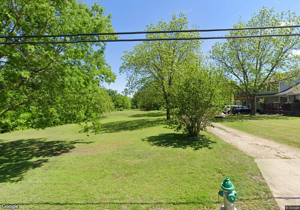 600 E Burnett St, Ennis, TX 75119 - photo 1