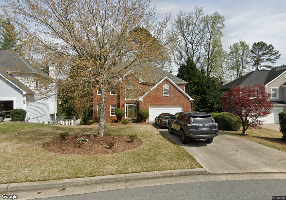 10685 Avian Dr, Alpharetta, GA 30022 - photo 1