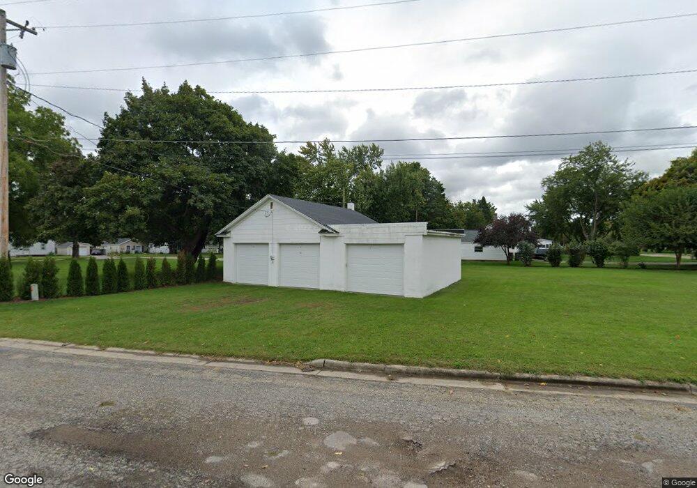 524 Ottawa St, Lowell, MI 49331 - photo 1