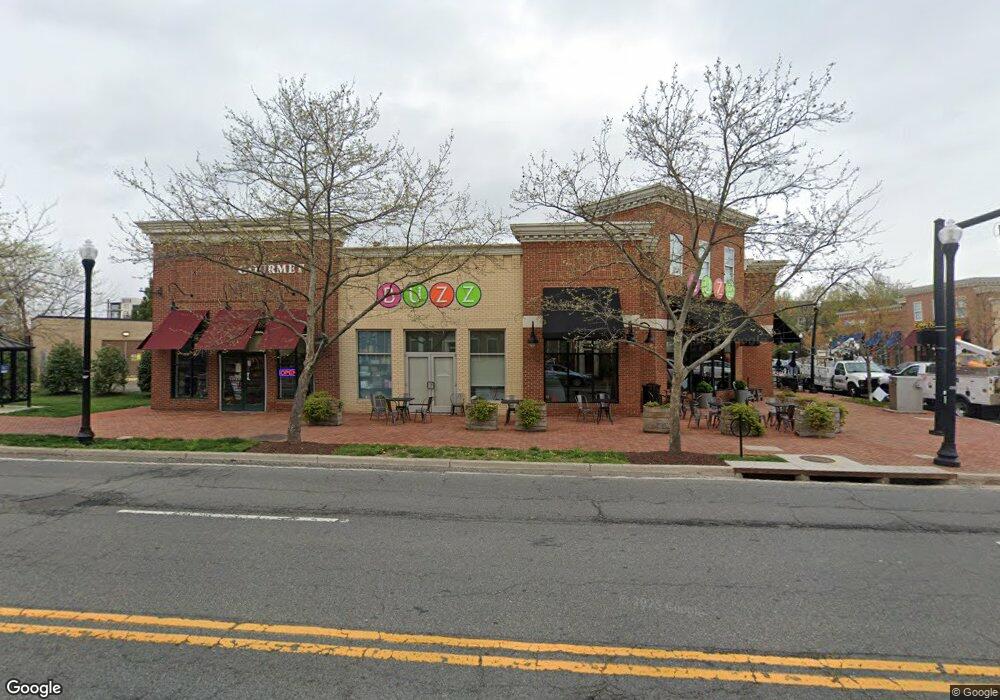 901 Slaters Ln, Alexandria, VA 22314 - photo 1