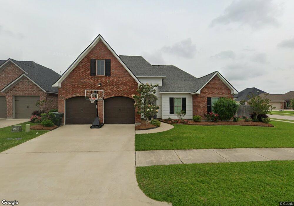 2500 S Crest Dr, Lake Charles, LA 70605 - photo 1