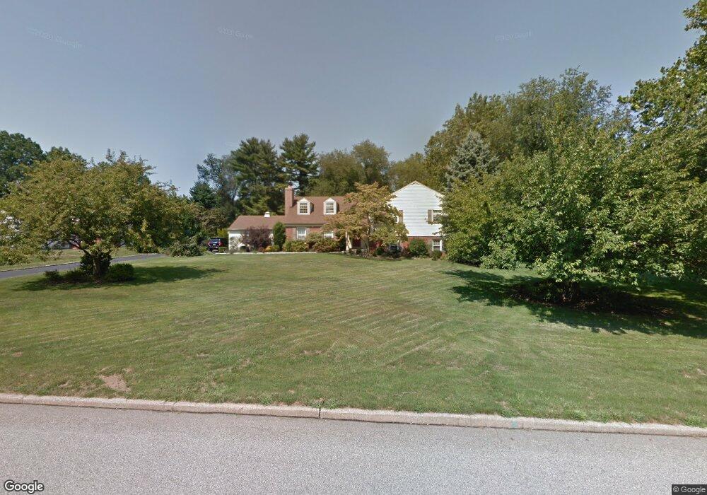 250 Lenape Dr, Berwyn, PA 19312 - photo 1