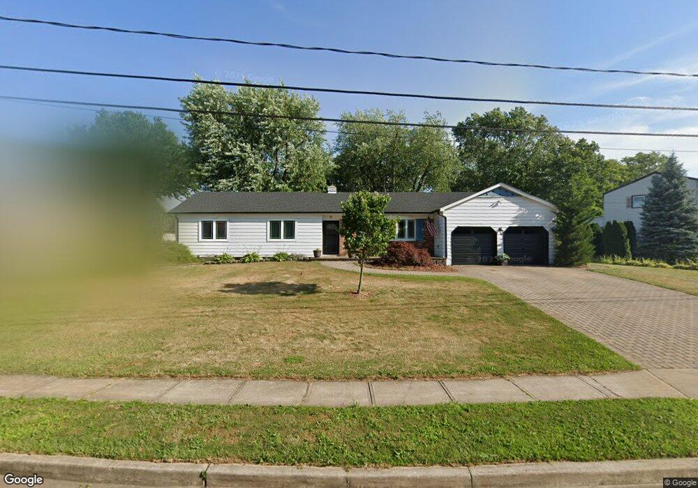 18 Mohawk Dr, Matawan, NJ 07747 - photo 1