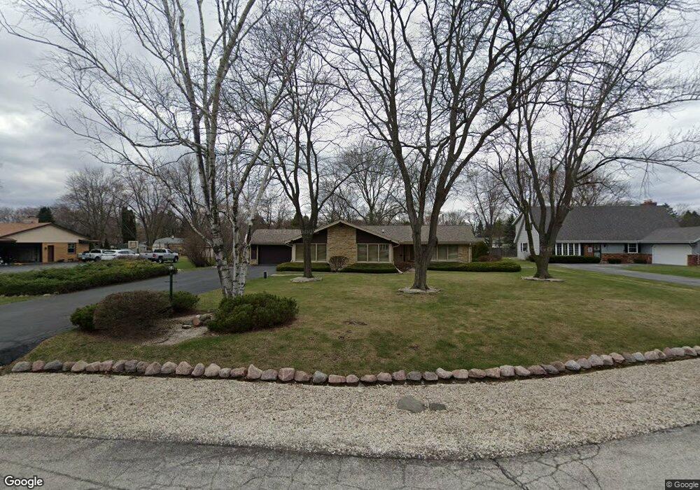 6455 S 121st St, Franklin, WI 53132 - photo 1