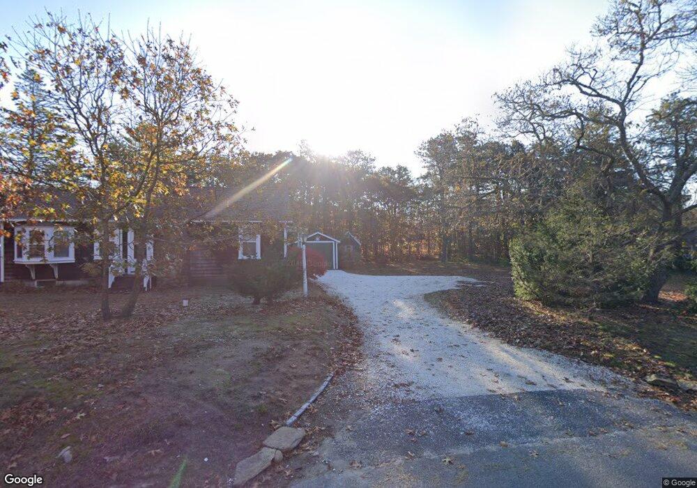 7 Weeks Ln, Edgartown, MA 02539 - photo 1