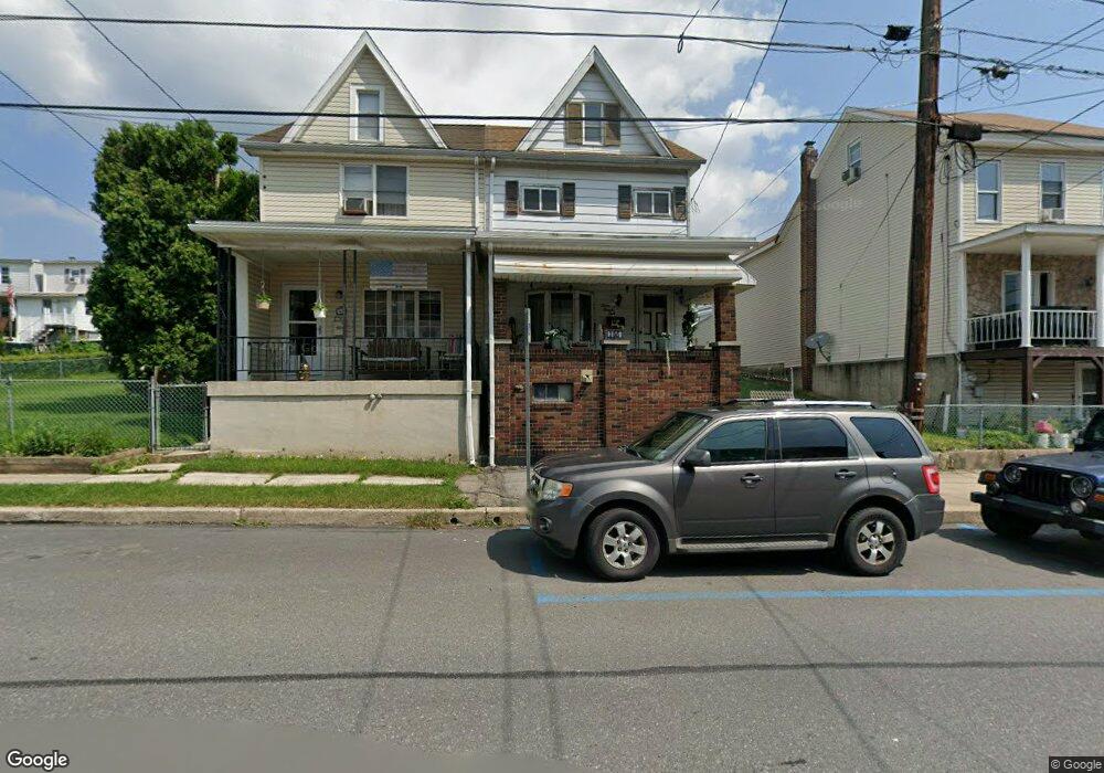 305 W Spruce St, Tamaqua, PA 18252 - photo 1