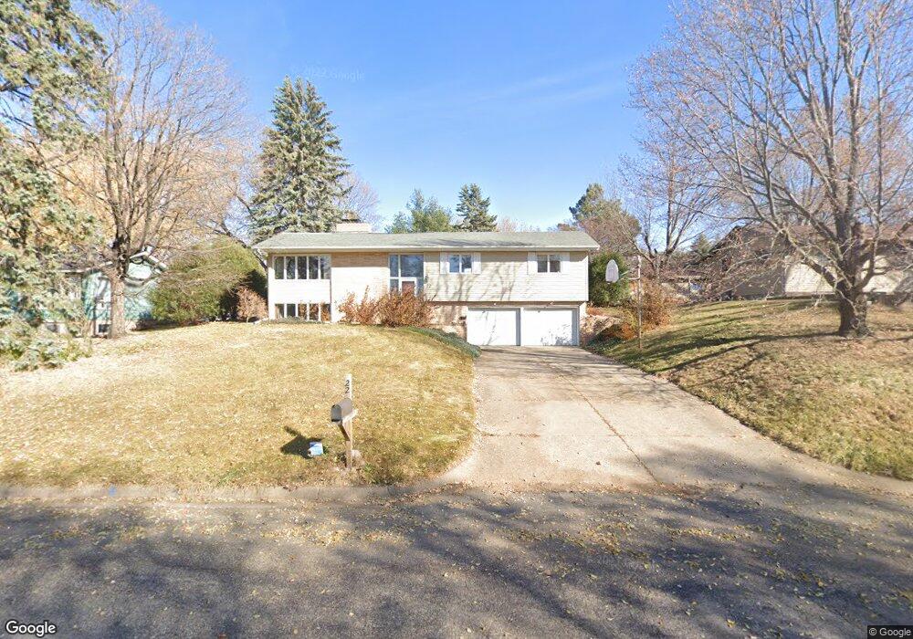 22 4th Ave N, Sauk Rapids, MN 56379 - photo 1