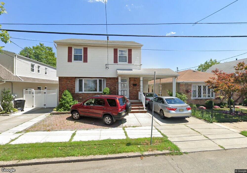 92 Riverview Rd, Jersey City, NJ 07305 - photo 1