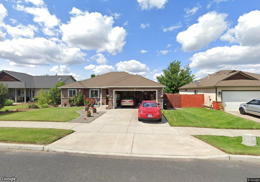 2145 NW Elm Ave, Redmond, OR 97756 - photo 1