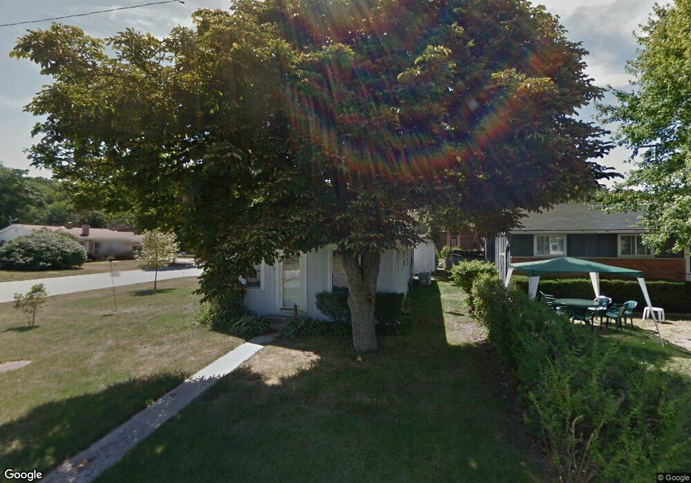 2102 Elmwood St, Port Huron, MI 48060 - photo 1