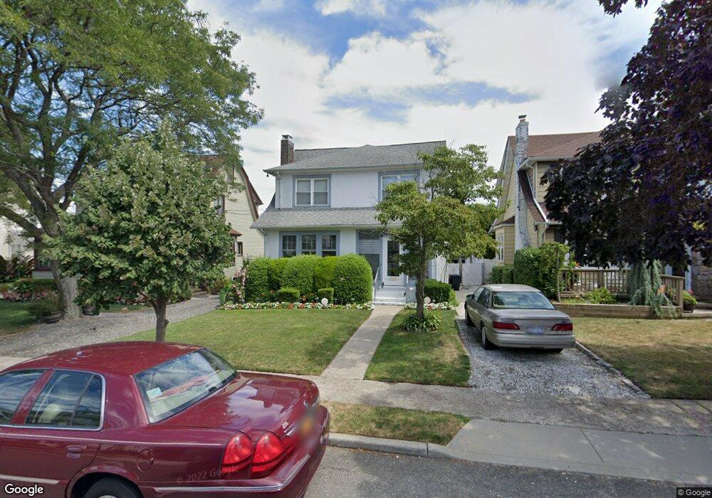 412 Oceanpoint Ave, Cedarhurst, NY 11516 - photo 1