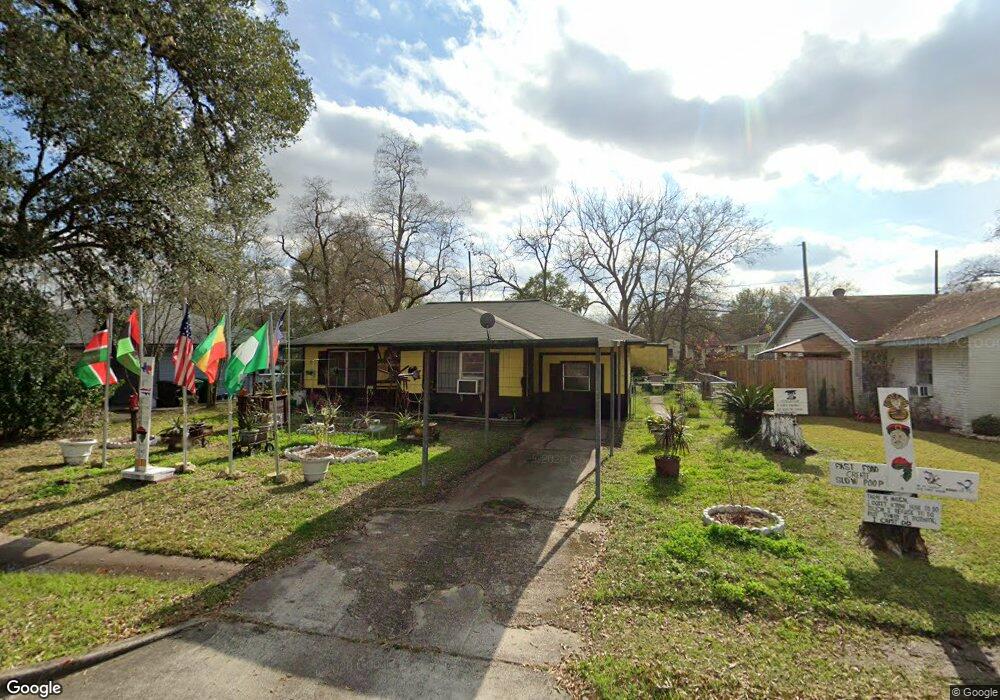 3606 Zephyr St, Houston, TX 77021 - photo 1