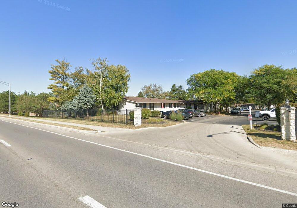 5586 Pipers Meadow Dr, Columbus, OH 43228 - photo 1