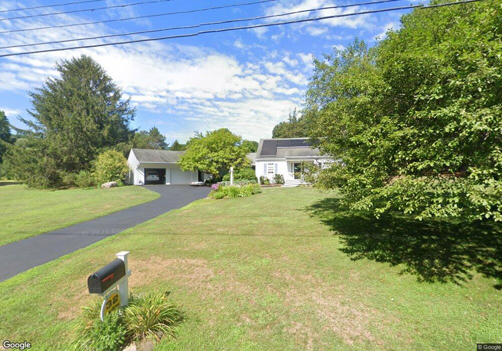 32 Brook Dr, Simsbury, CT 06070 - photo 1