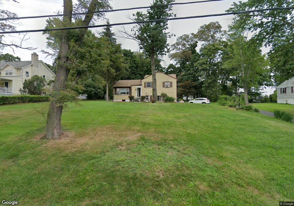 3704 Valleyview St, Mohegan Lake, NY 10547 - photo 1