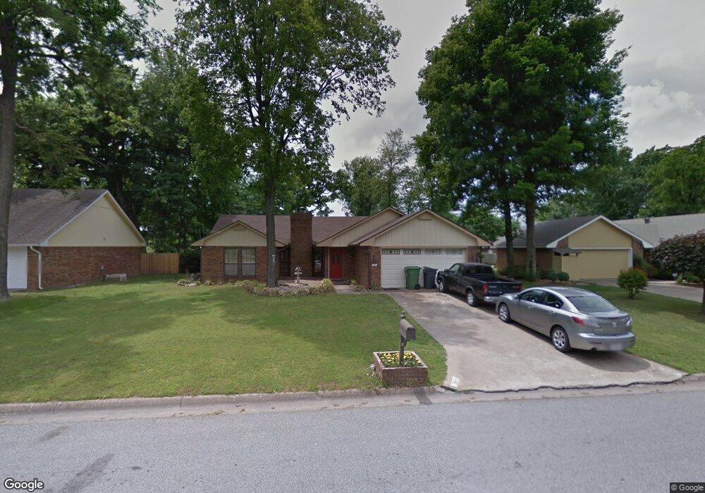 3906 W Mockingbird Ln, Rogers, AR 72756 - photo 1