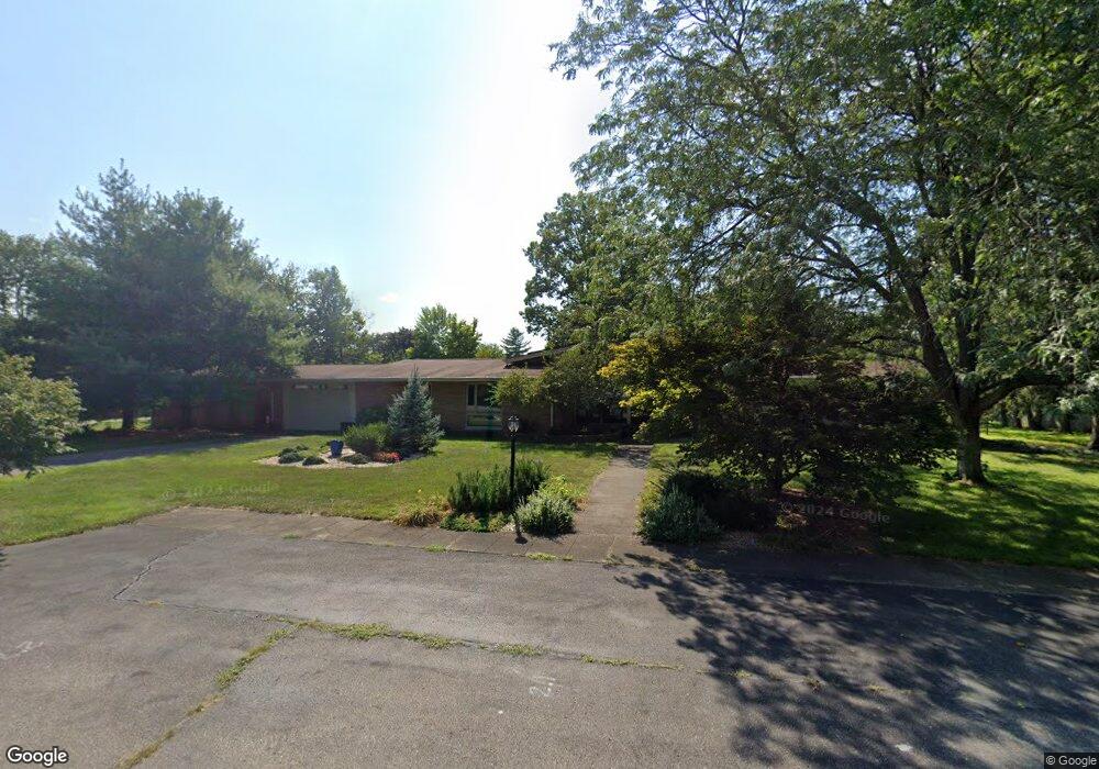 3224 Grove Pkwy, Columbus, IN 47203 - photo 1