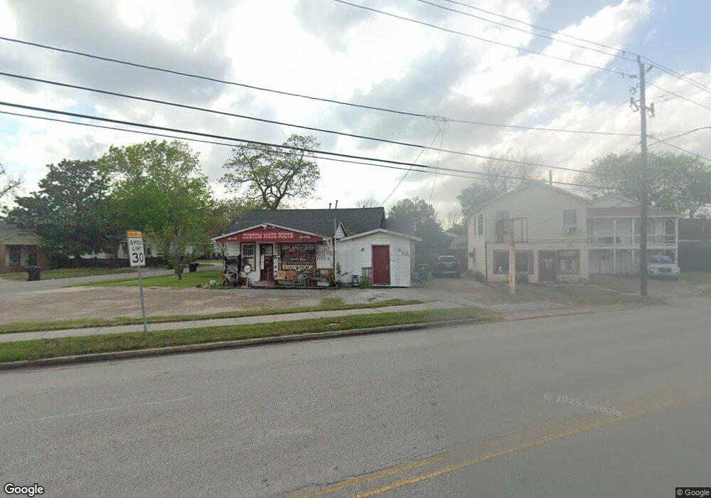4907 N Main St, Houston, TX 77009 - photo 1