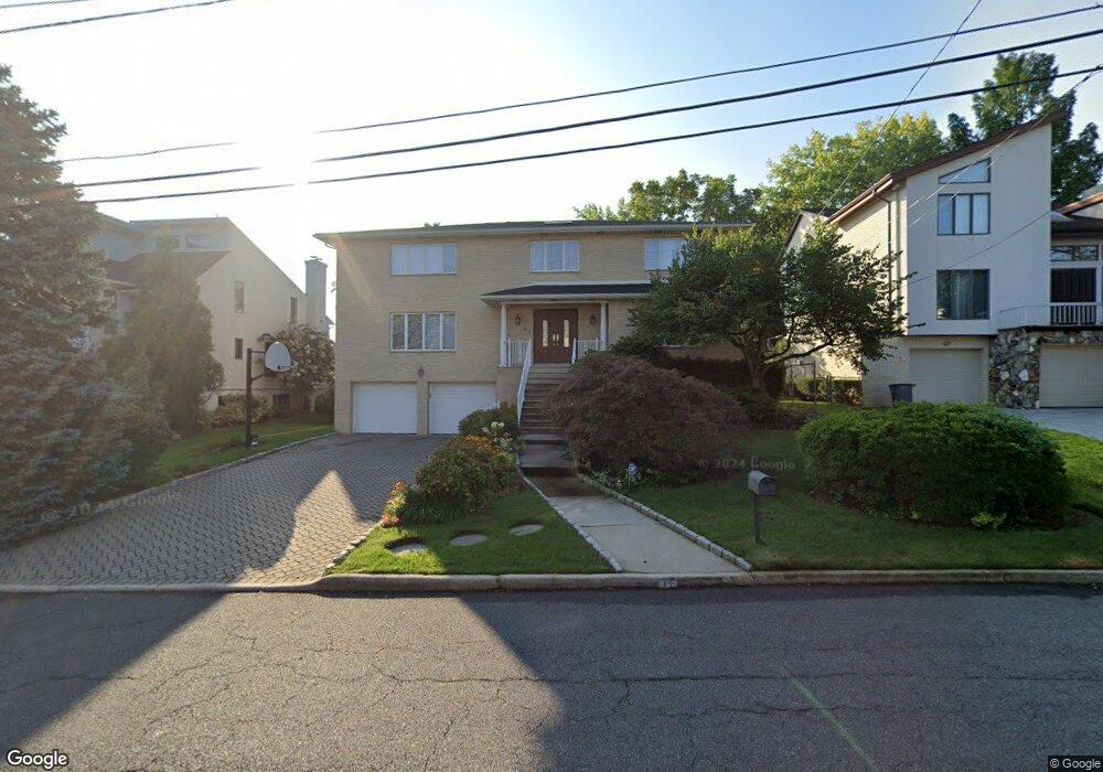 65 Center St, Englewood Cliffs, NJ 07632 - photo 1