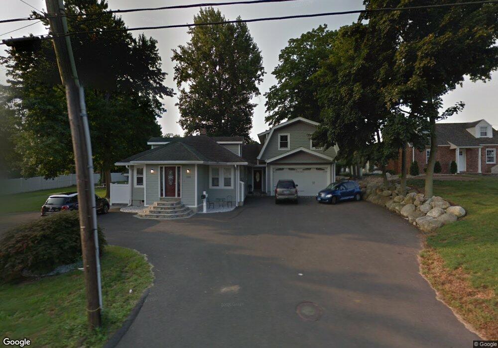 326 Prospect St, Wethersfield, CT 06109 - photo 1