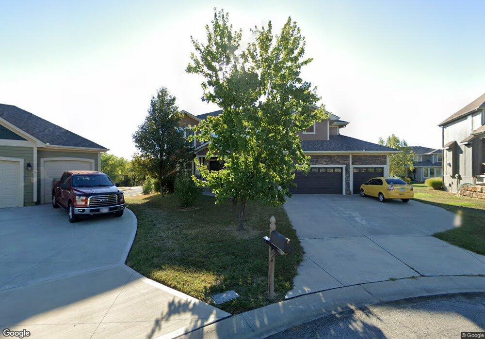 5026 Noland Rd, Shawnee, KS 66216 - photo 1