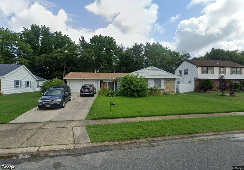 131 Genesee Ln, Willingboro, NJ 08046 - photo 1