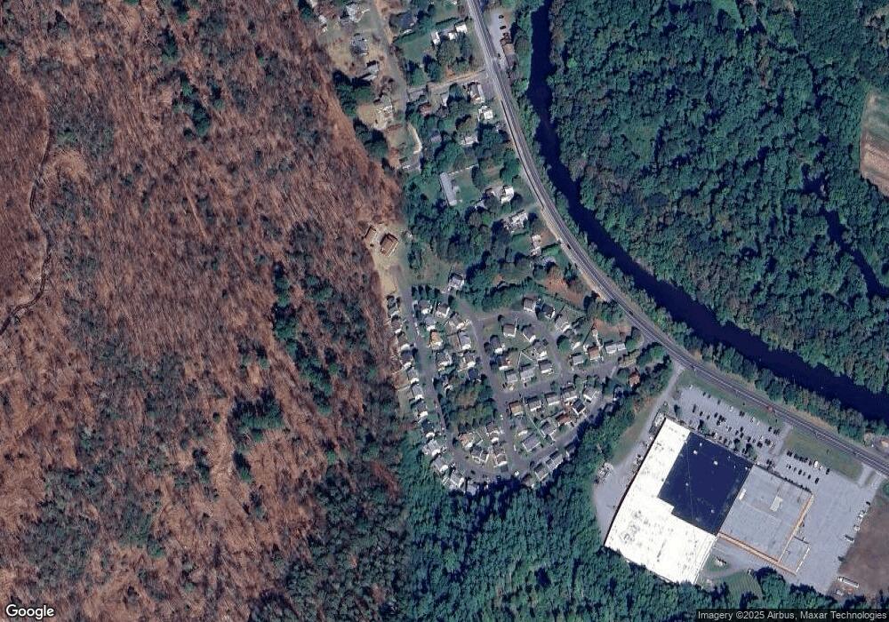 69 Fox Run Ln, New Hartford, CT 06057 - photo 1