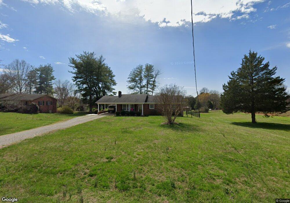 128 Viewmont Ct, Statesville, NC 28625 - photo 1