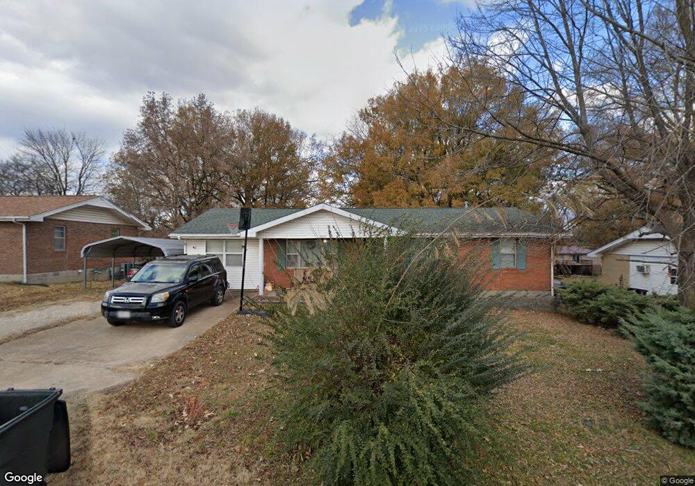 2019 Hillsdale Dr, Poplar Bluff, MO 63901 - photo 1