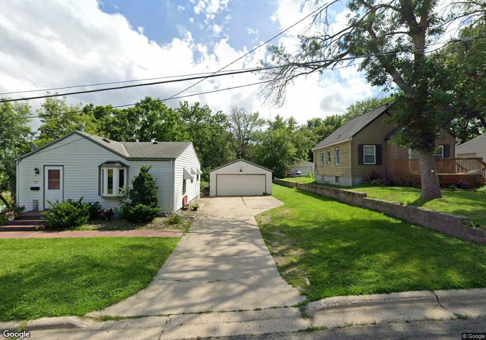 715 Alcove St, Albert Lea, MN 56007 - photo 1