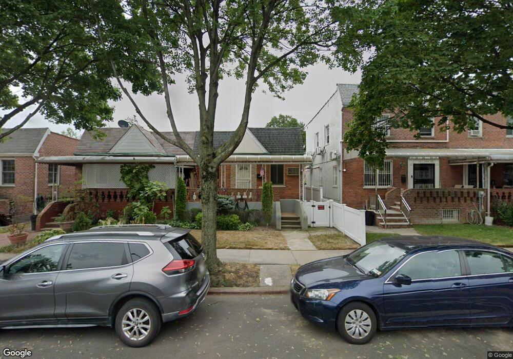 16422 73rd Ave, Fresh Meadows, NY 11366 - photo 1