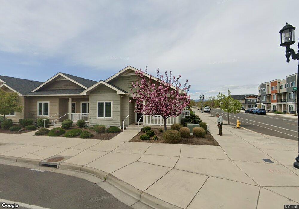 500 Twin Creeks Crossing, Central Point, OR 97502 - photo 1