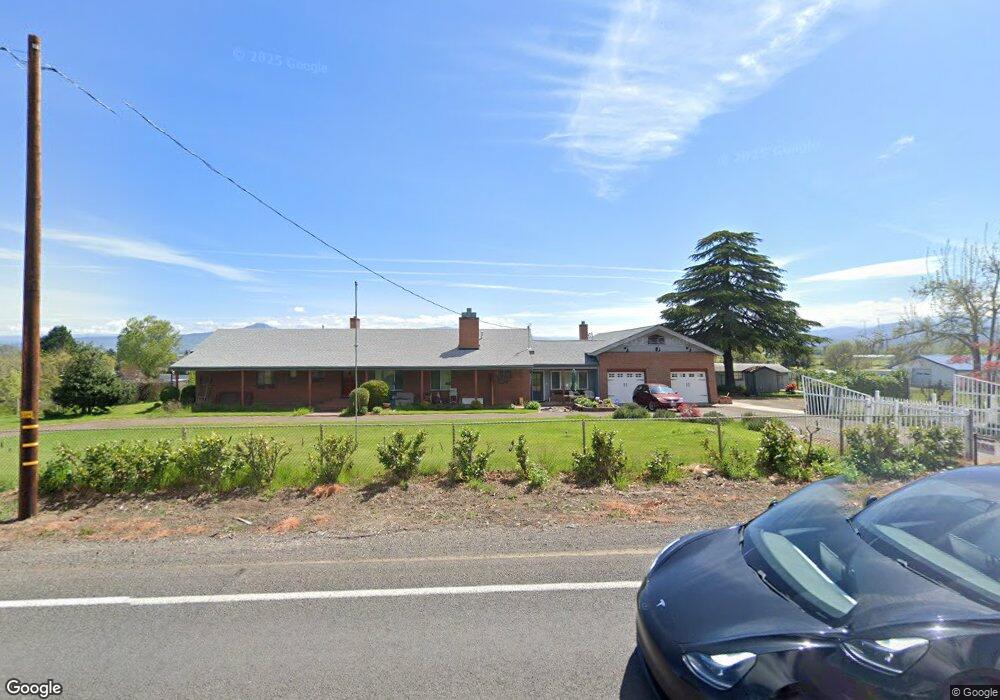 1868 Old Stage Rd, Central Point, OR 97502 - photo 1