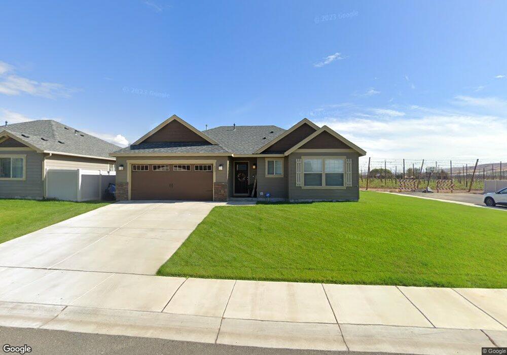 117 Mosaic St, Moxee, WA 98936 - photo 1