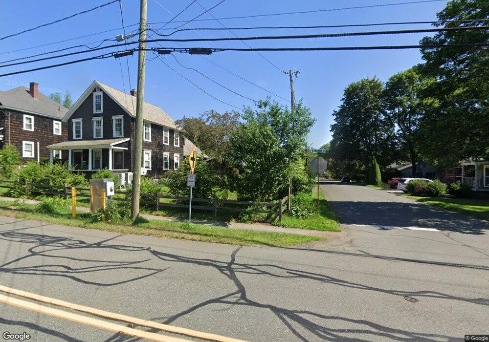 8 Tulip Ln, Greenfield, MA 01301 - photo 1