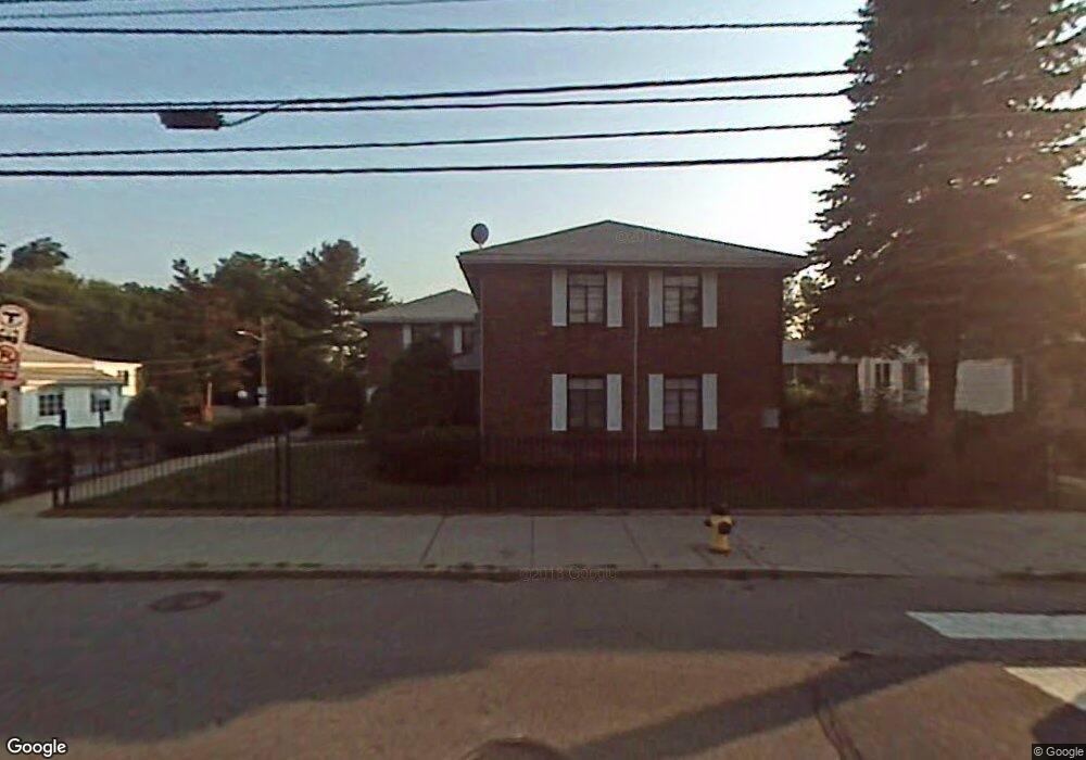 182 River St, Waltham, MA 02453 - photo 1