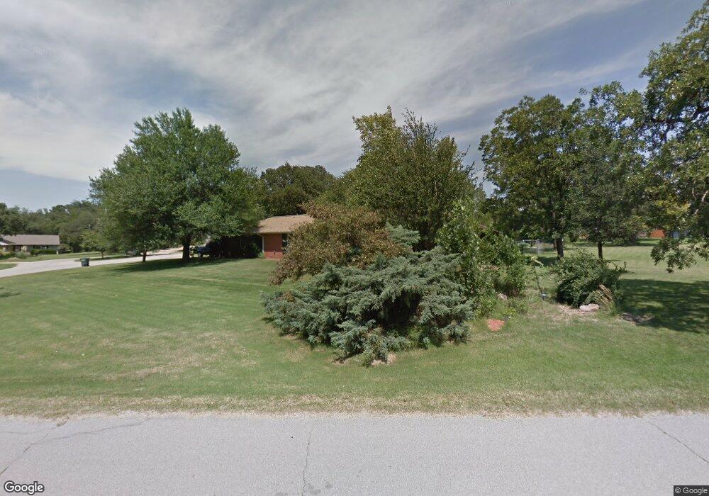 2105 Rambling Rd, Edmond, OK 73025 - photo 1